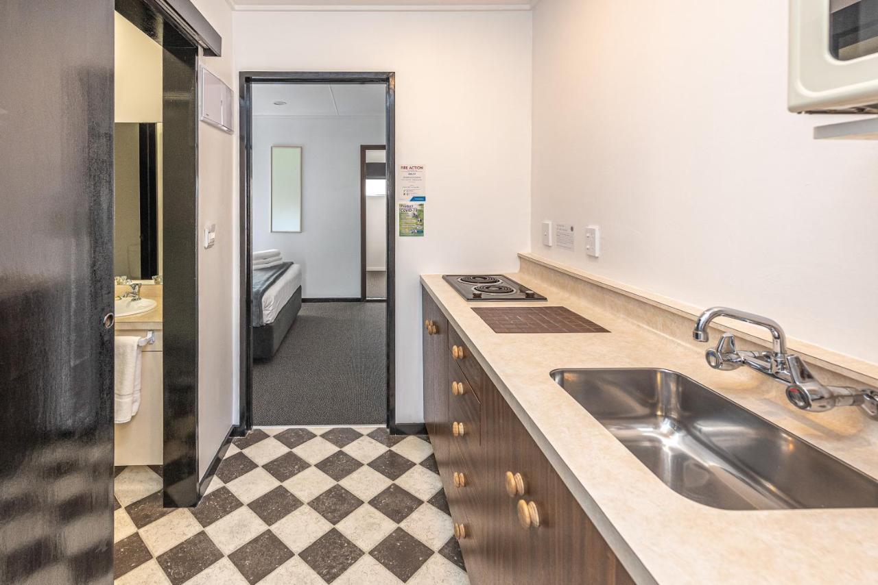 Burwood Motel Уонгануи Экстерьер фото