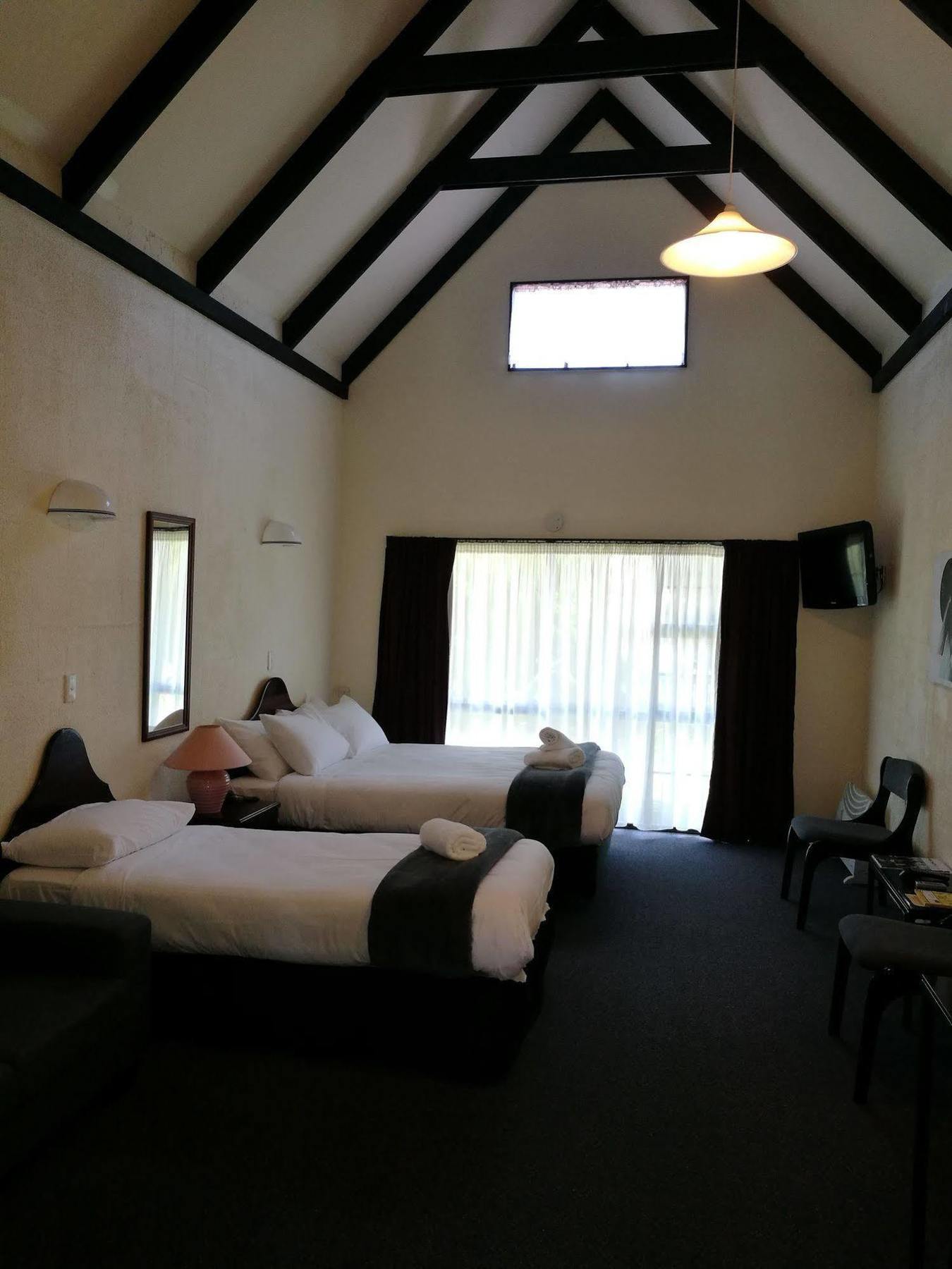 Burwood Motel Уонгануи Экстерьер фото
